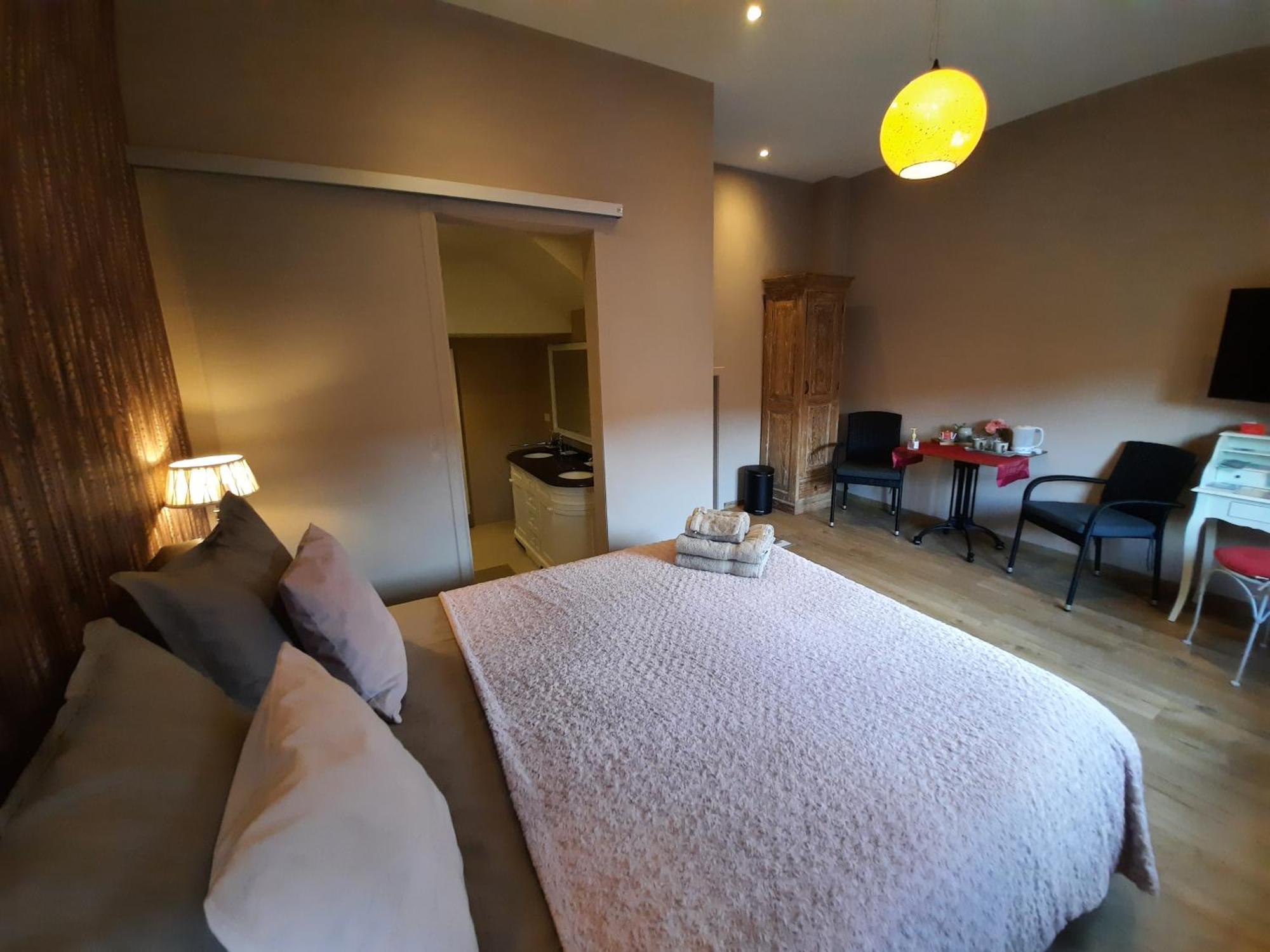 B&B Heart Of Μπριζ Δωμάτιο φωτογραφία